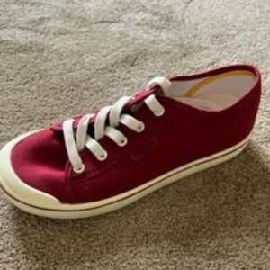 Keen Elsa Lite Sneakers Red Size 7.5